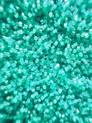Phương tiện phun nhựa màu đỏ 0,5 * 0,5mm