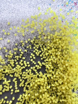 0.5*0.5mm Vật liệu nhựa hình trụ đinh blasting polyamide nylon